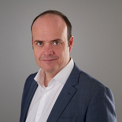 Portrait Robin Alexander