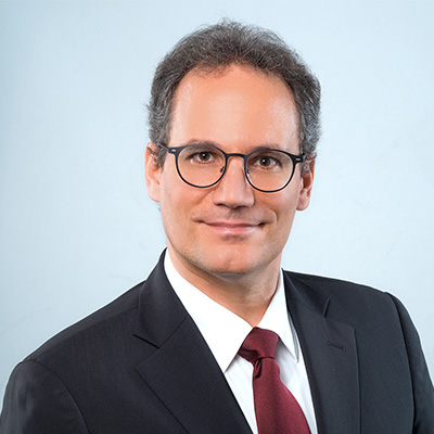 Portrait Prof. Dr. Jan Oster, LL.M. (Berkeley)